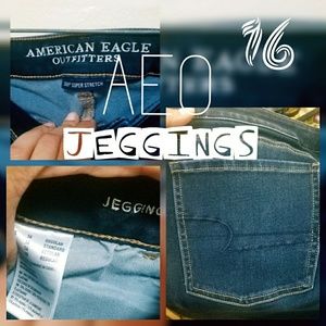 AEO size 16 Dark wash skinny jeans jeggings